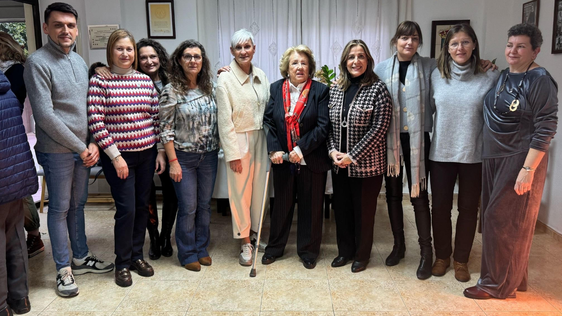 Benicàssim cierra su agenda por el mes de la mujer con el monólogo de Marina Marroquí y el homenaje a la mujer trabajadora