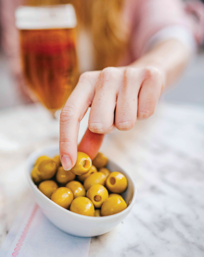 Aceitunas, eternas compañeras del almuerzo