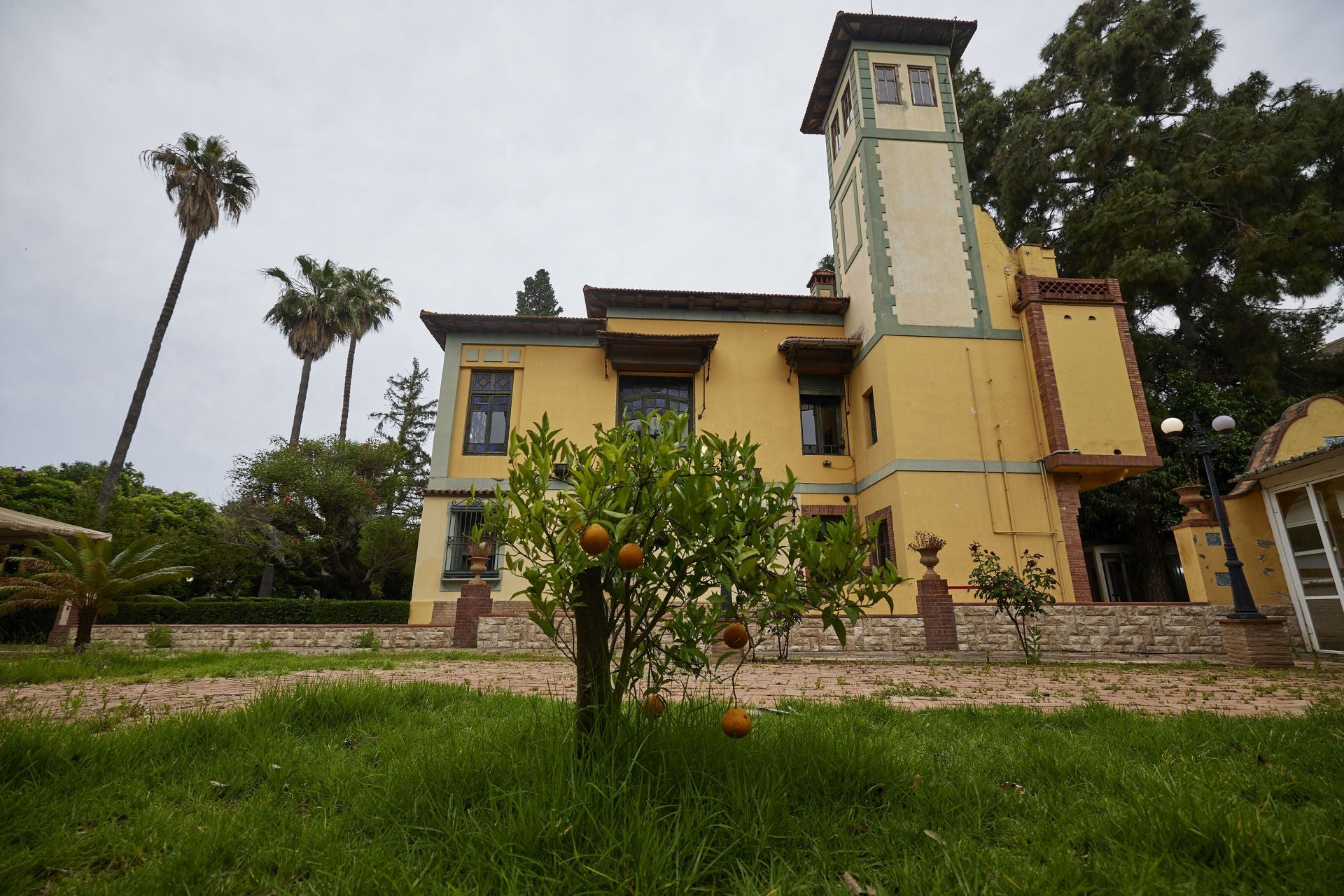 FOTOS | Así es por dentro Villa Amparo, el chalet okupado en Rocafort