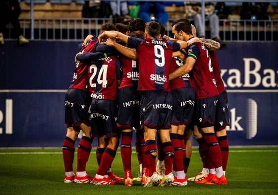 Los jugadores del Levante, celebrando un gol esta temporada.