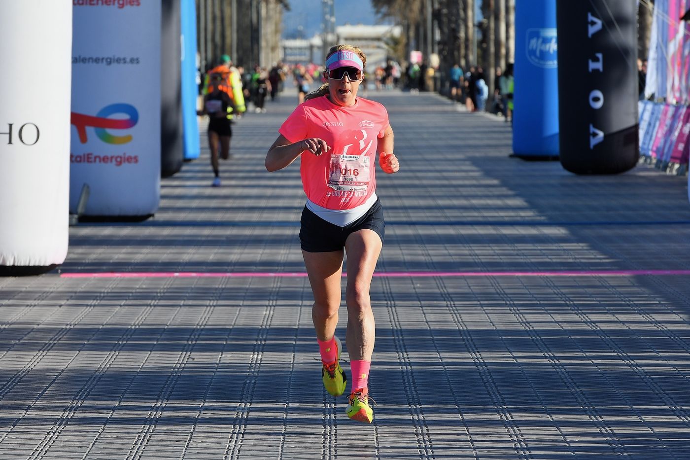 Búscate en la Carrera de la Mujer 2025