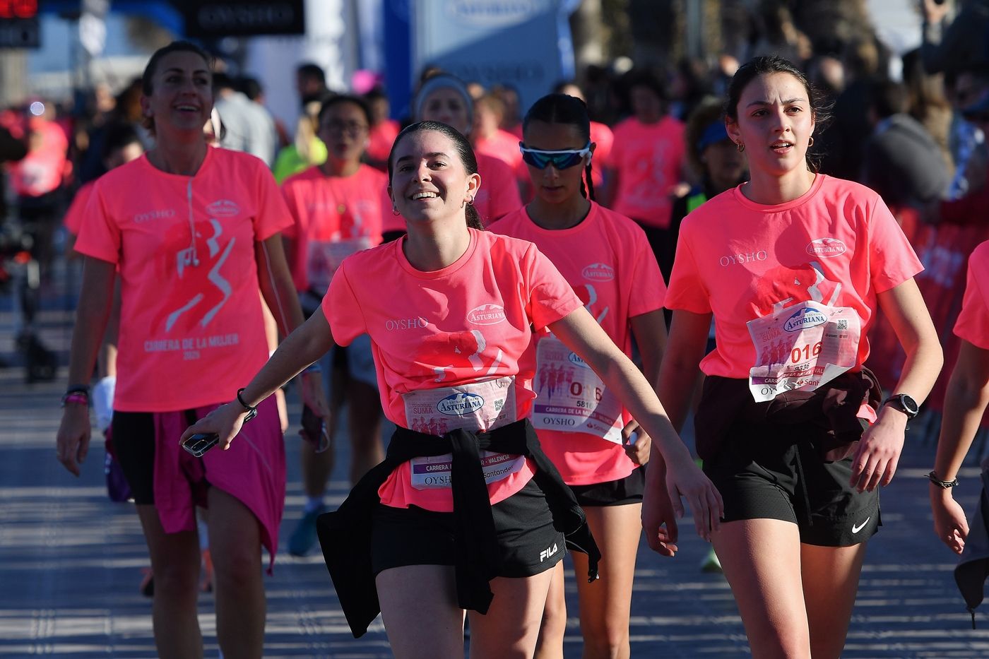 Búscate en la Carrera de la Mujer 2025