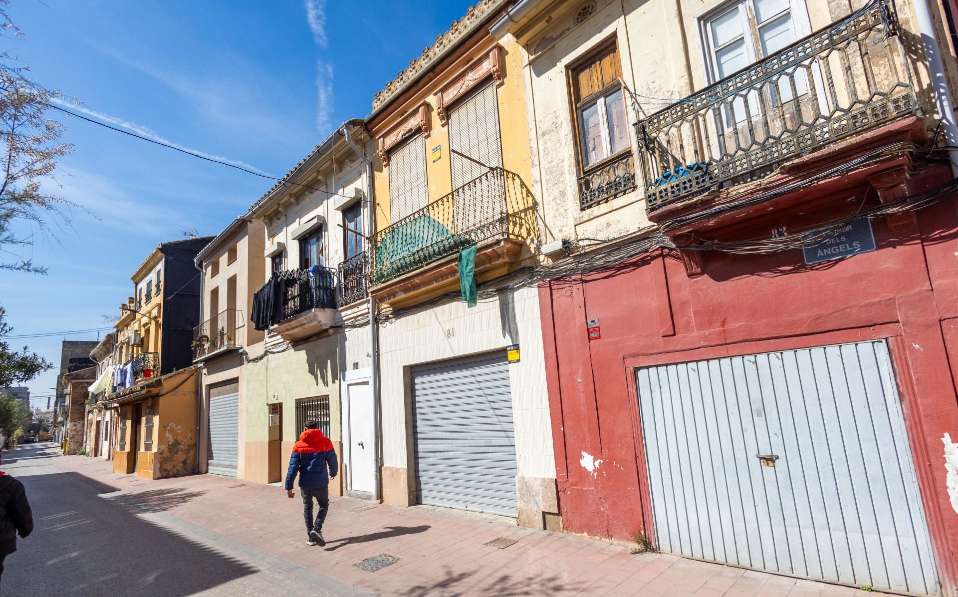 FOTOS | Subastas de viviendas en el Cabanyal de Valencia: de ruina a objeto de deseo