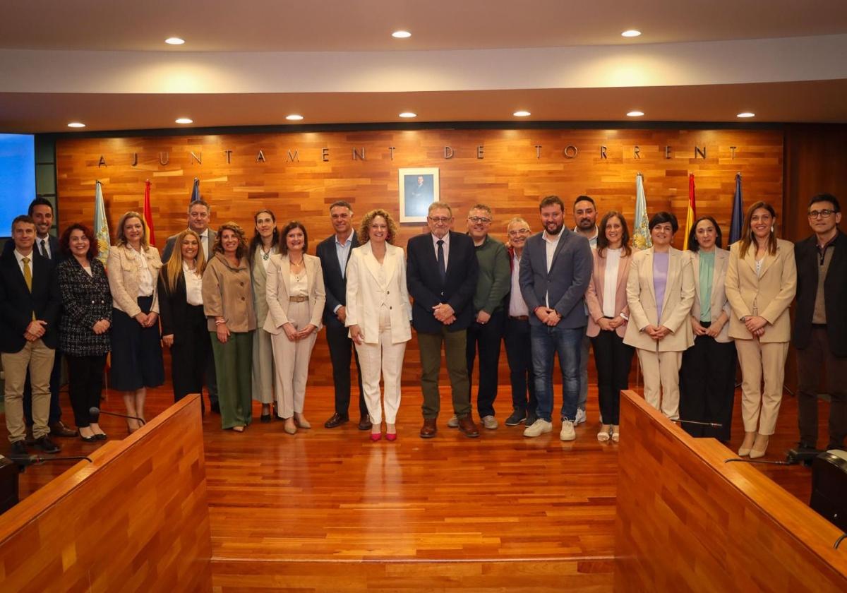 Torrent celebra los 45 años de ayuntamientos democráticos