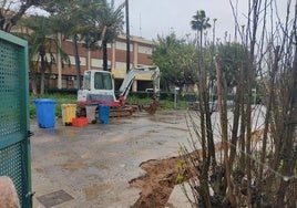 Obras en el colegio Heretats afectado por la dana.