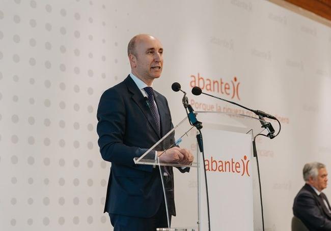 José Gregori, director de Abante en la Comunidad Valenciana, en la bienvenida del evento