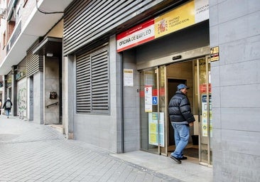 El SEPE obliga a una mujer a devolver 11.907,45 euros tras recibir la ayuda para mayores de 52 años