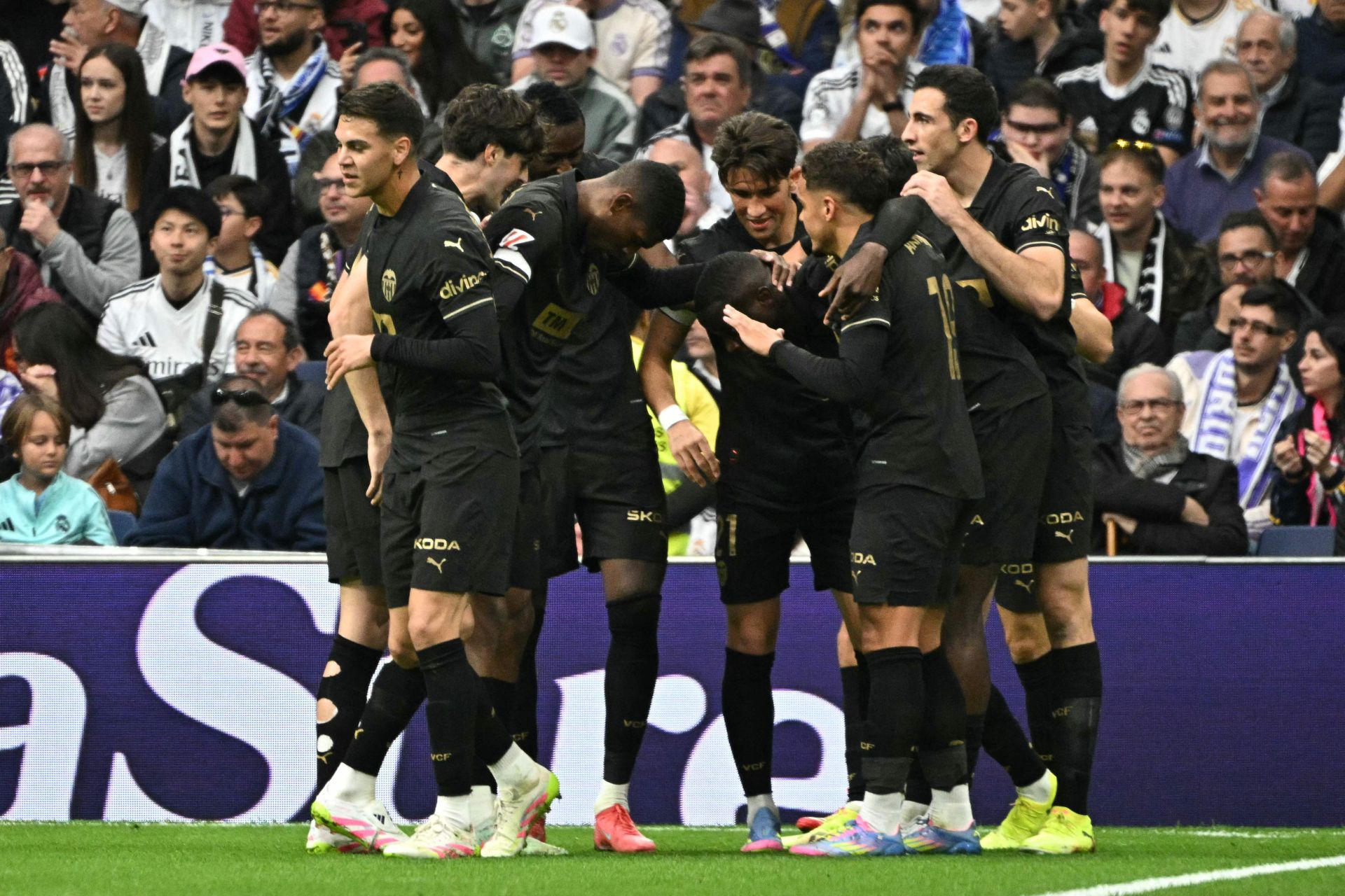 FOTOS | Real Madrid - Valencia CF, partido de alta tensión