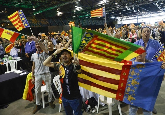 Público en el acto de Abascal en Valencia.