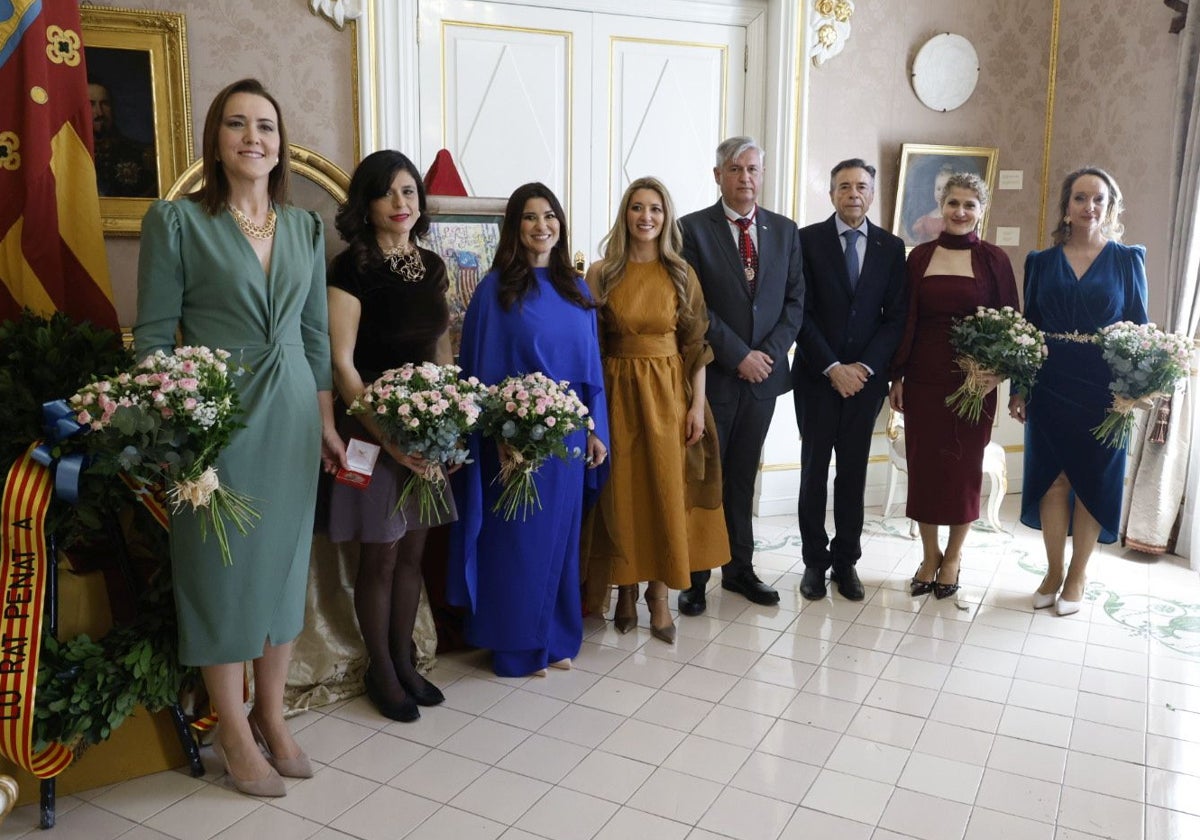 Los poetas de Lo Rat Penat celebran con versos la velada de la Virgen de los Dolores