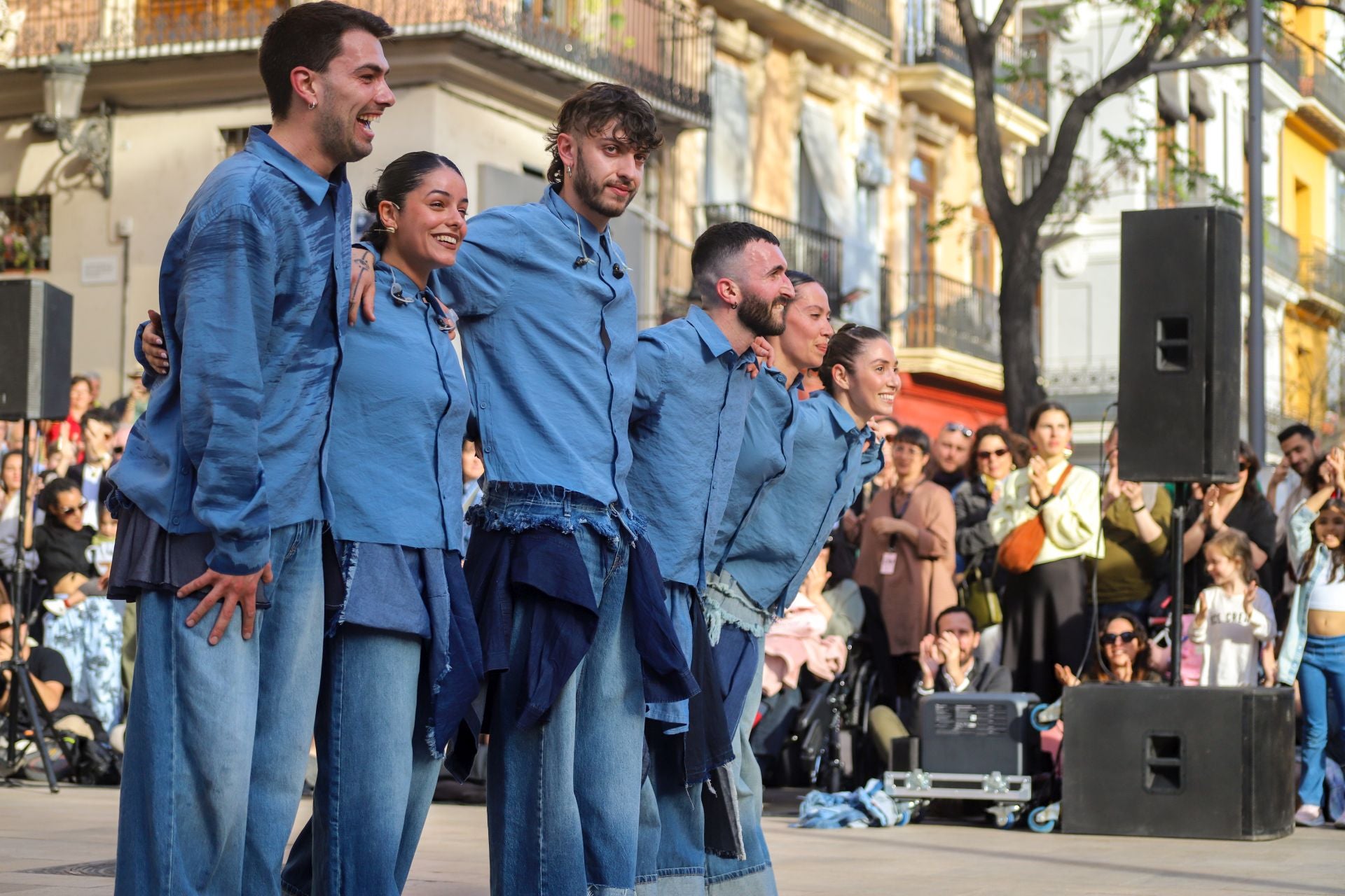 Inauguración de Dansa Valencia con el espectáculo &#039;Transeúnte&#039;, en la plaza del Mercado