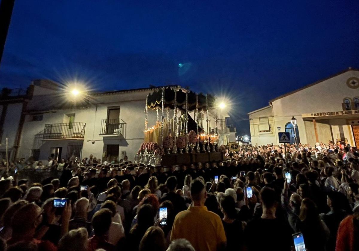 Sábado Santo en Sevilla: horario, ubicación y recorrido de las procesiones