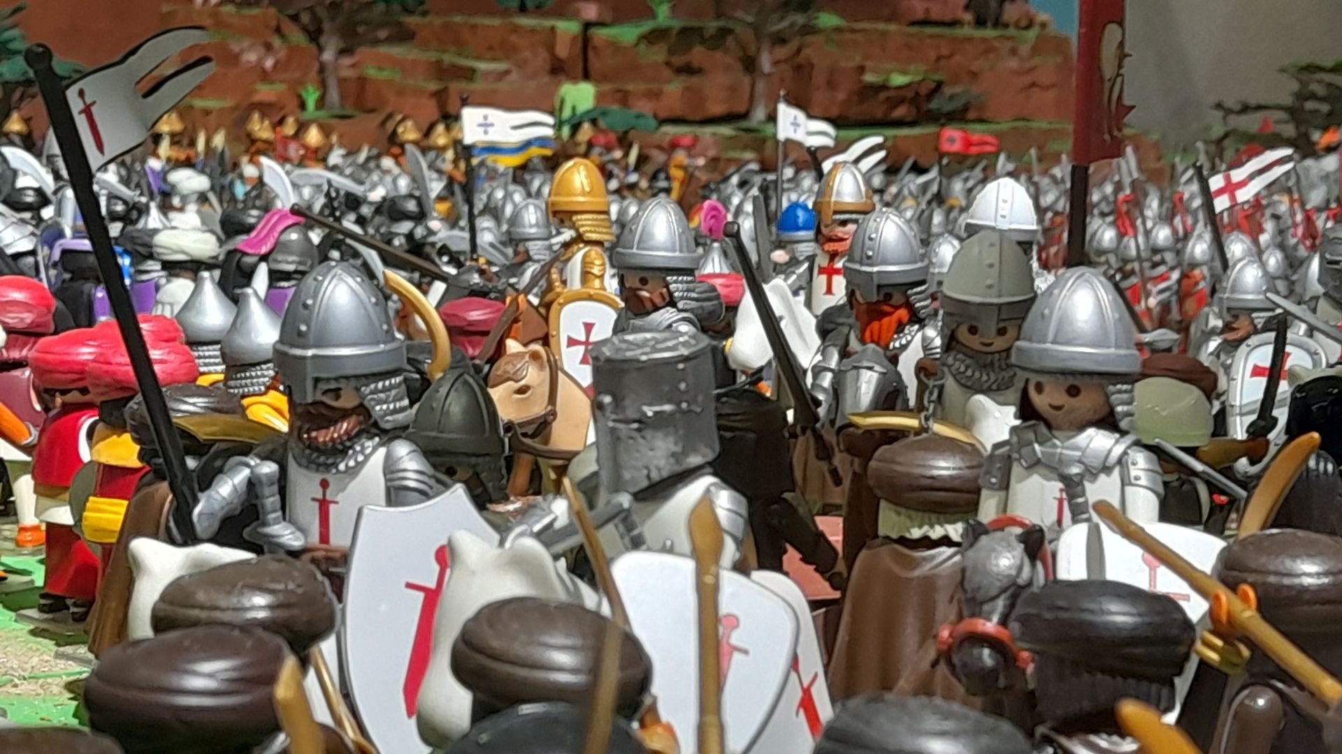 Galería de fotos: los clicks reconquistan el museo militar de Valencia