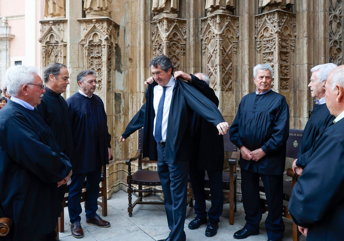 Juan Valero de Palma, presidente de los regantes españoles, durante el homenaje recibido por el Tribunal de las Aguas.