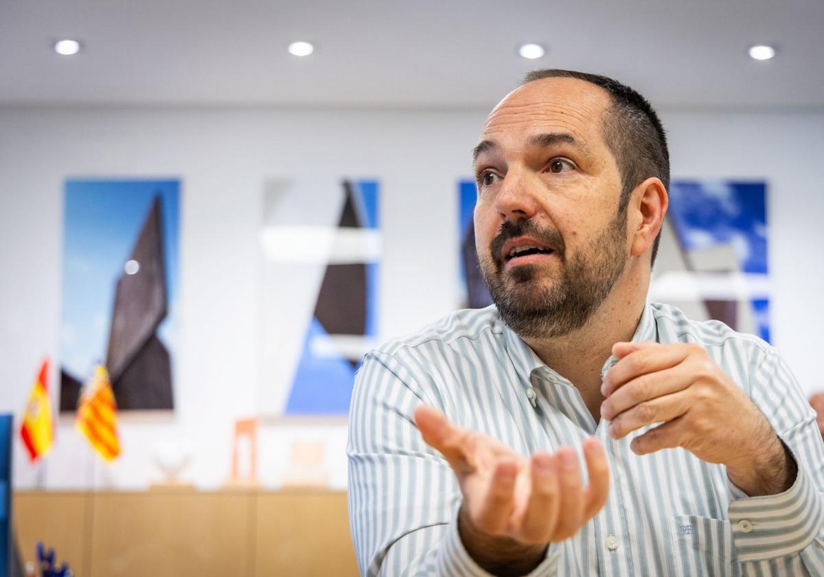 Guillermo Luján, alcalde de Aldaia, durante la entrevista.