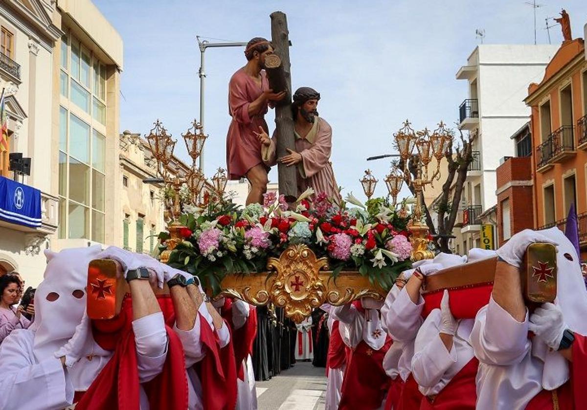 Torrent clausura la muestra 'Materia y fe, presencia i creencia'
