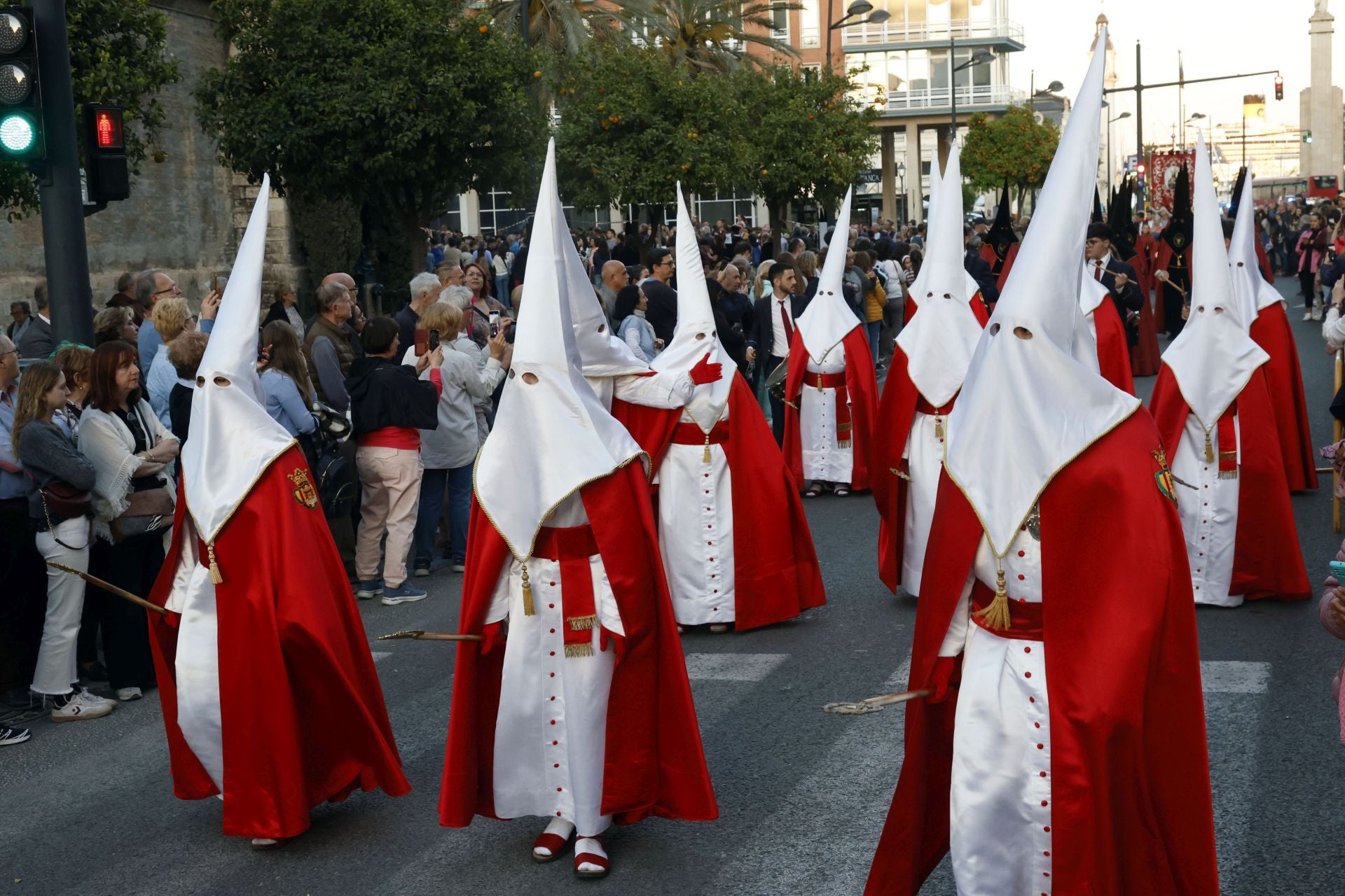 FOTOS | Procesiones del Jueves Santo en la Semana Santa Marinera de Valencia