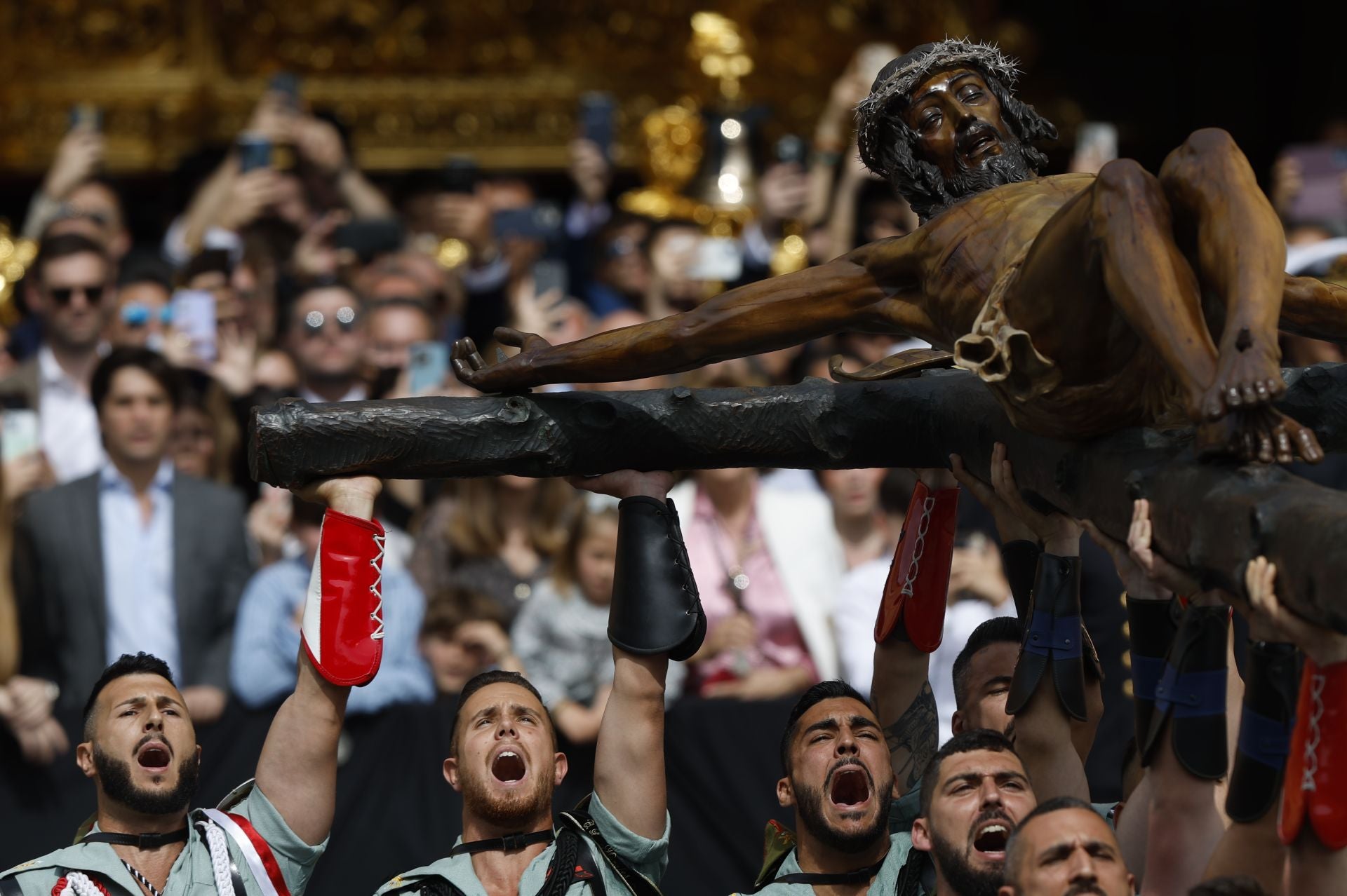 Las mejores fotos de la Legión en la Semana Santa de Málaga 2025