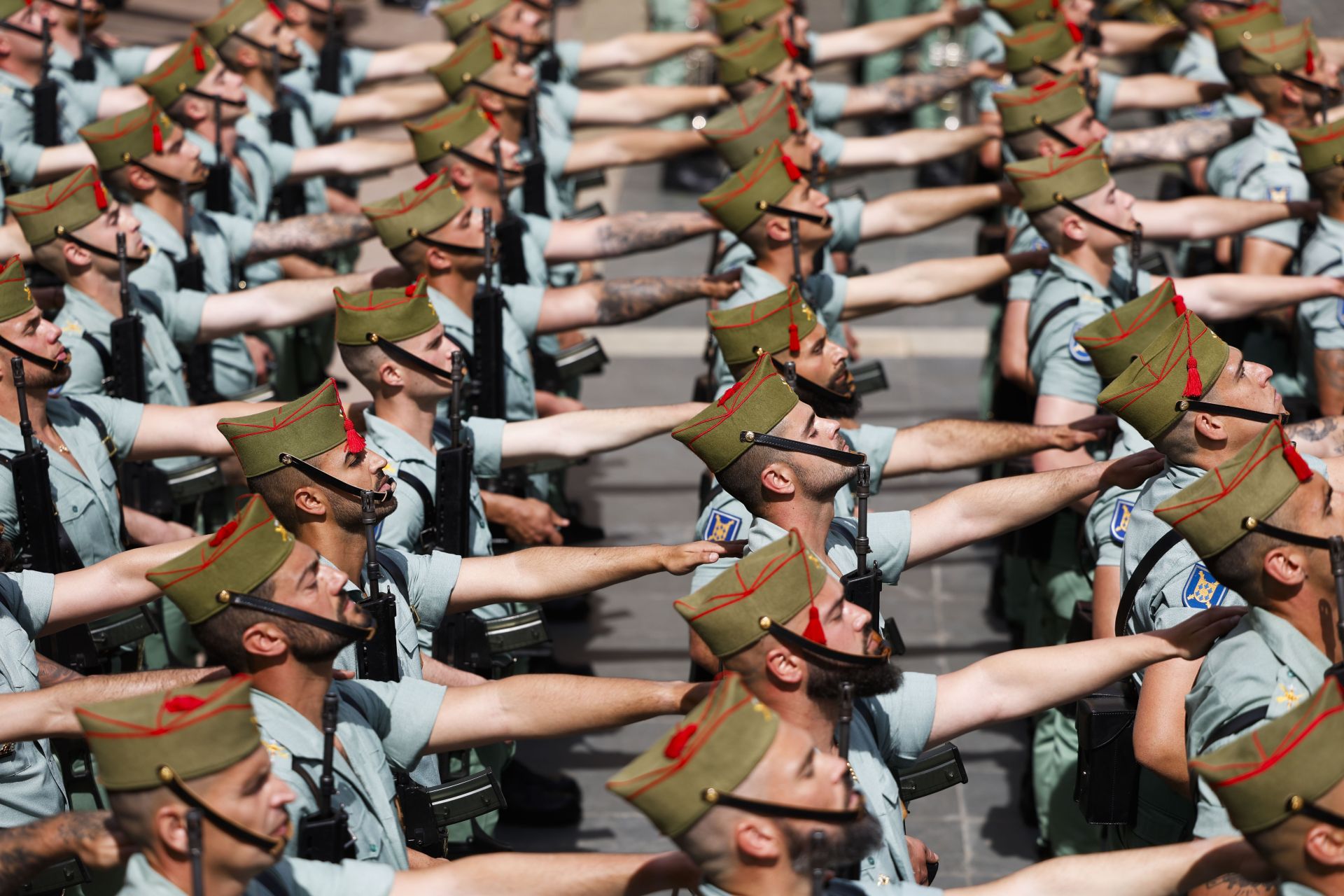 Las mejores fotos de la Legión en la Semana Santa de Málaga 2025