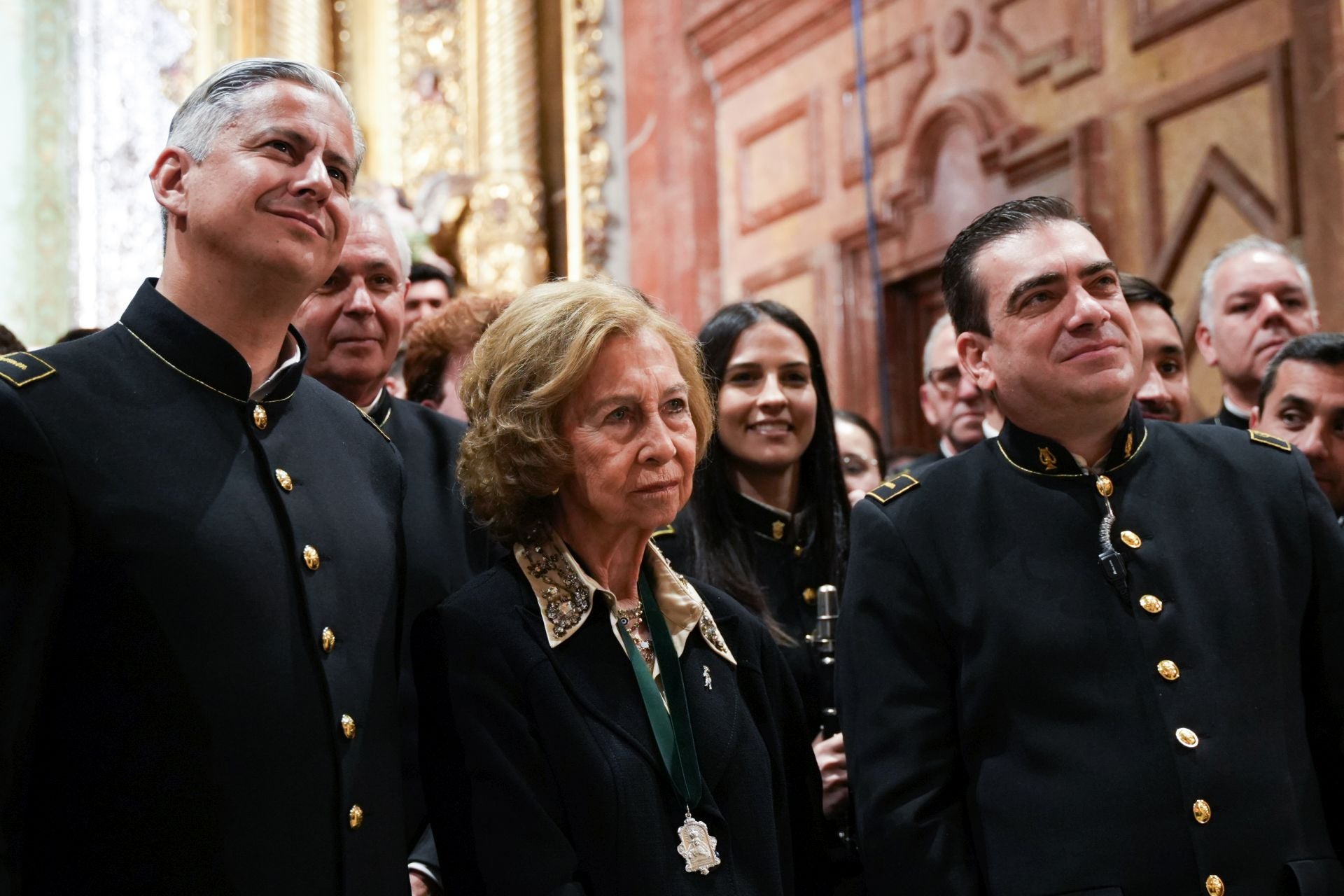 FOTOS | La reina Sofía reaparece en la Madrugá de Sevilla