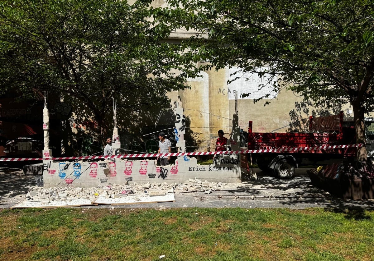 Aspecto del muro ya derribado en el solar contiguo al IVAM.
