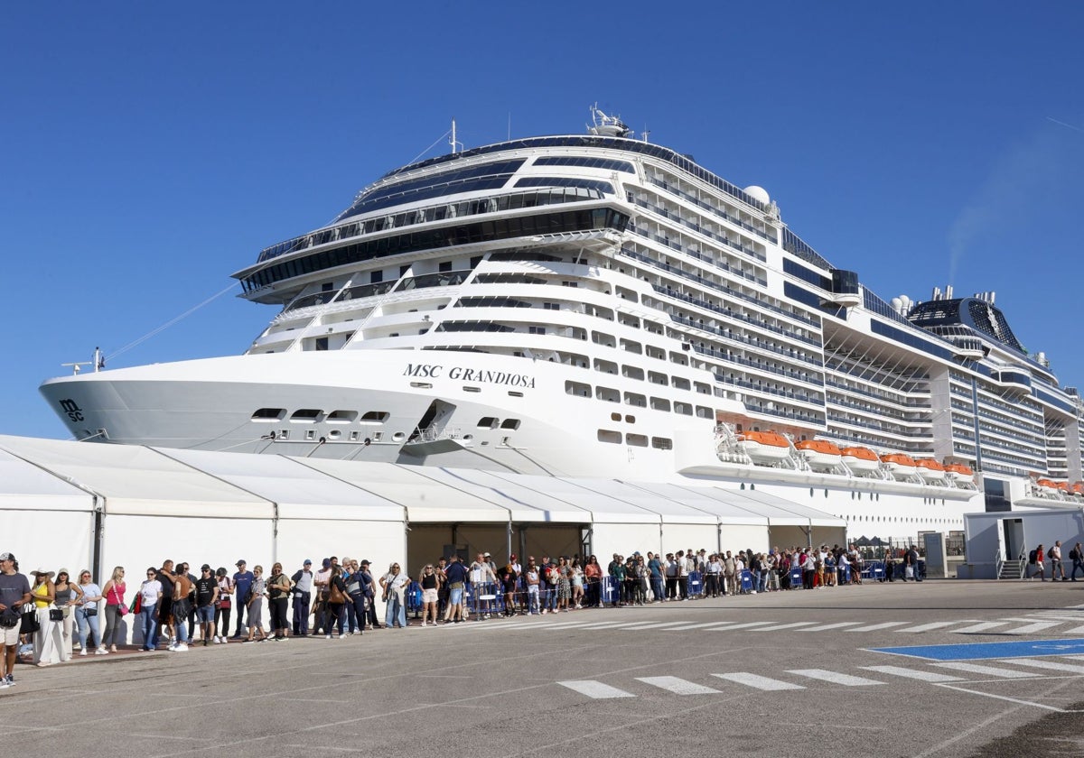 MSC Cruceros celebra sus veinte años en Valencia reivindicando los 27 millones de impacto turístico generados en 2024