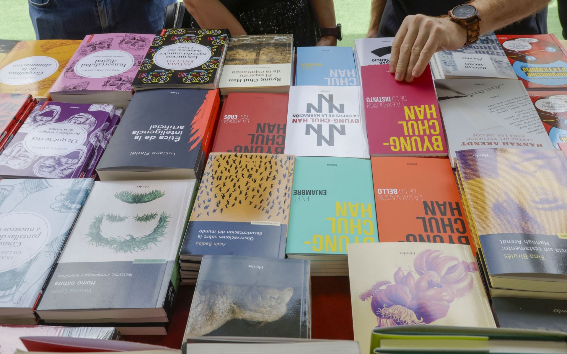 Éxito en la primera gran mañana de la Fira del Llibre