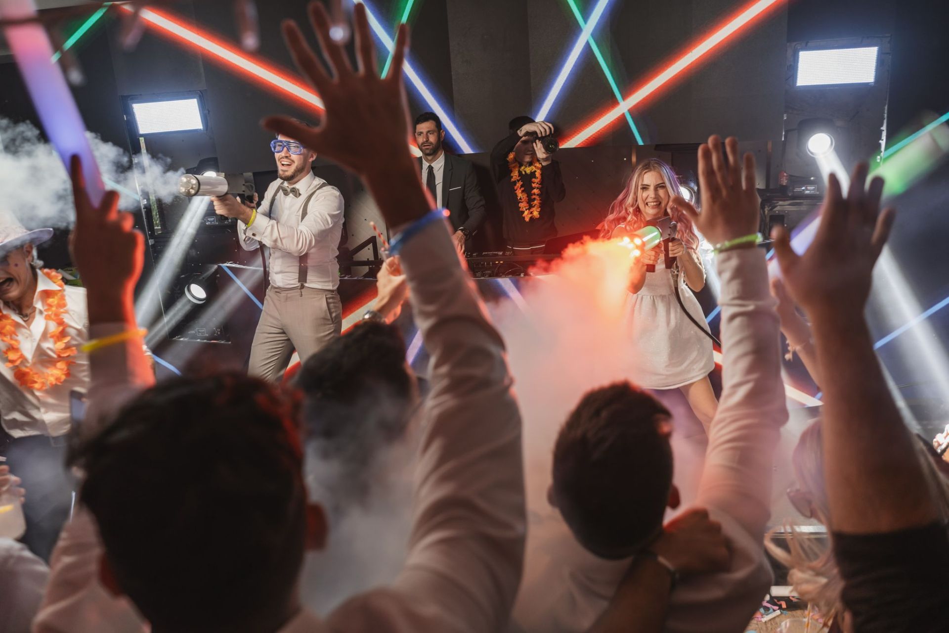 La fiesta corrió a cargo de Togo Music. «Fue el fiestón del siglo», decía Nuria.