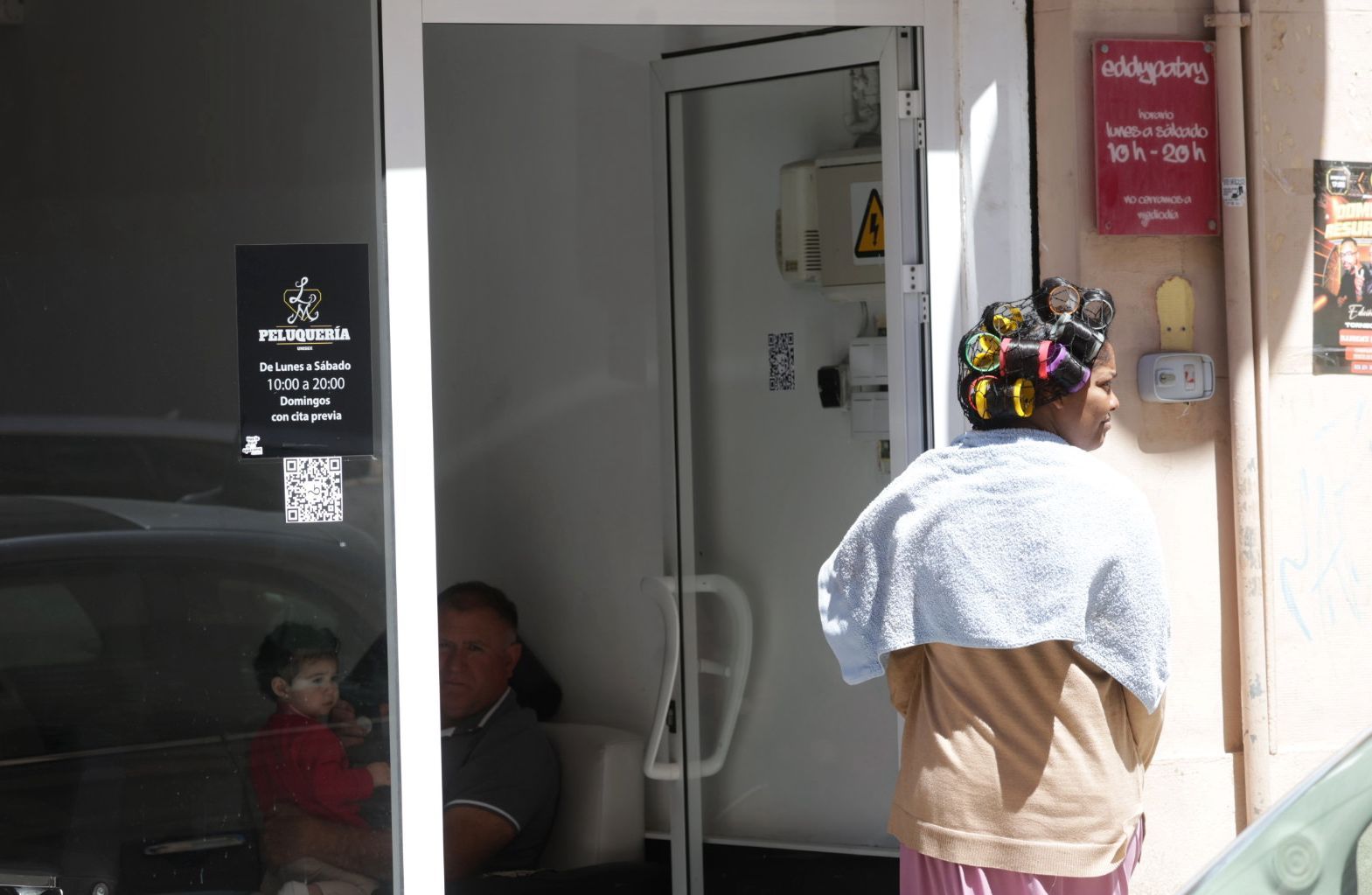 Trenes, metros, semáforos y hospitales de Valencia, afectados por el apagón