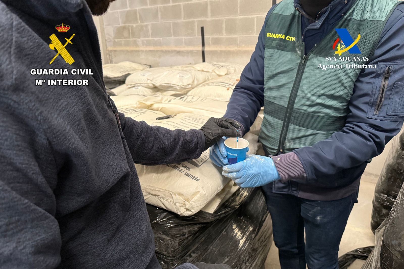 Intervienen 30 kilos de cocaína mezclada con polvo de zurita en el puerto de Valencia