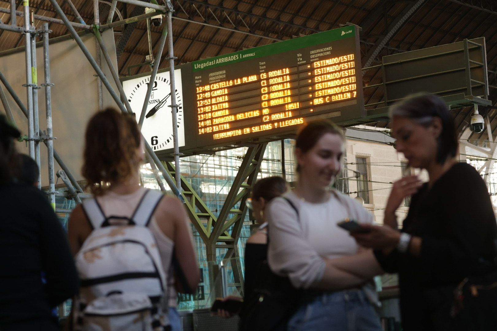 FOTOS | El día después del apagón en Valencia