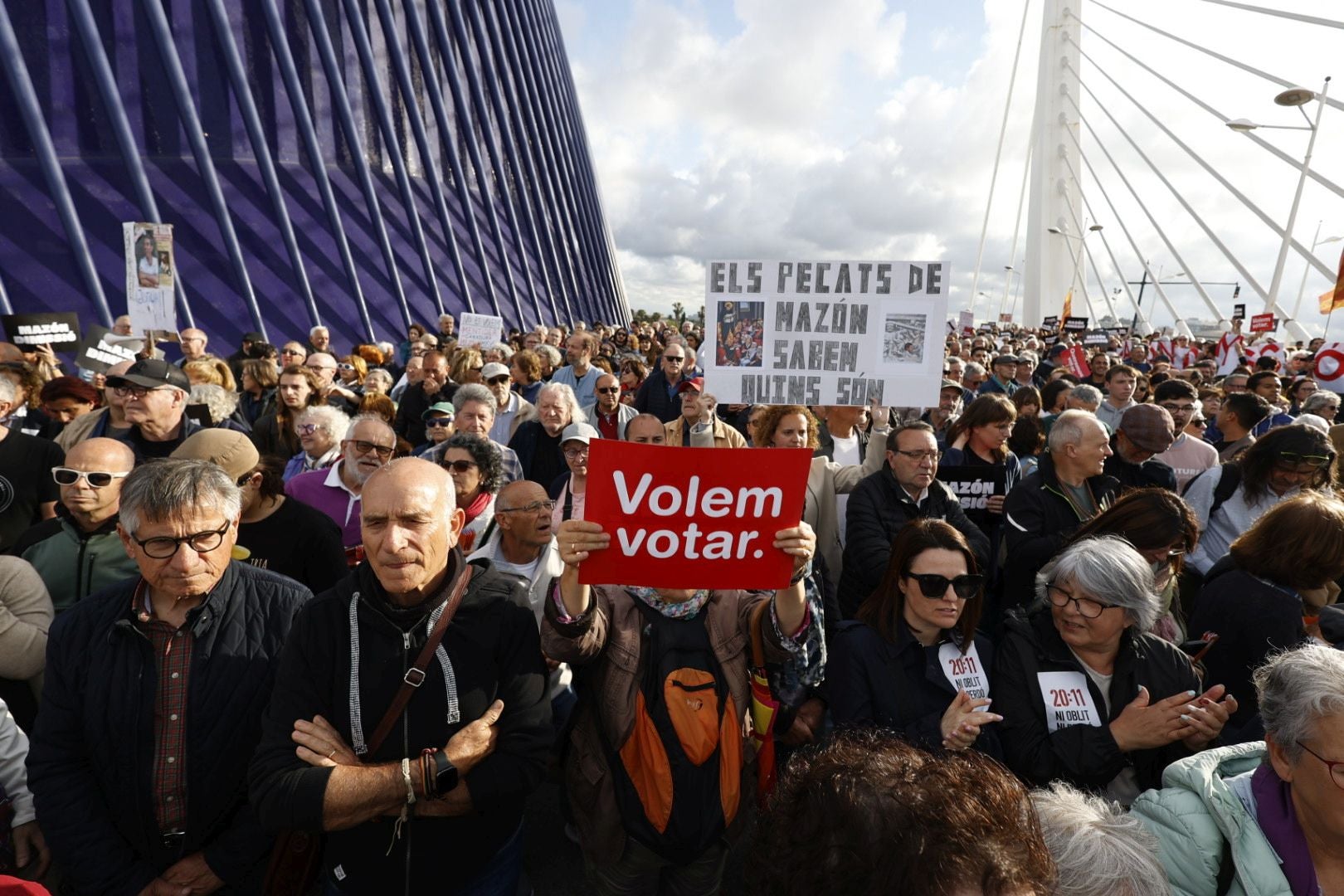 Protesta masiva contra Mazón y la gestión de la dana