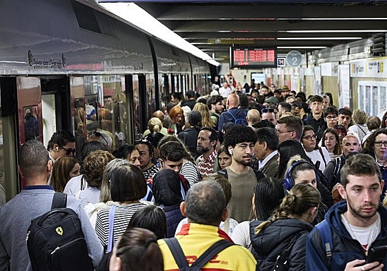 Una estación de metro en Valencia, esta semana.
