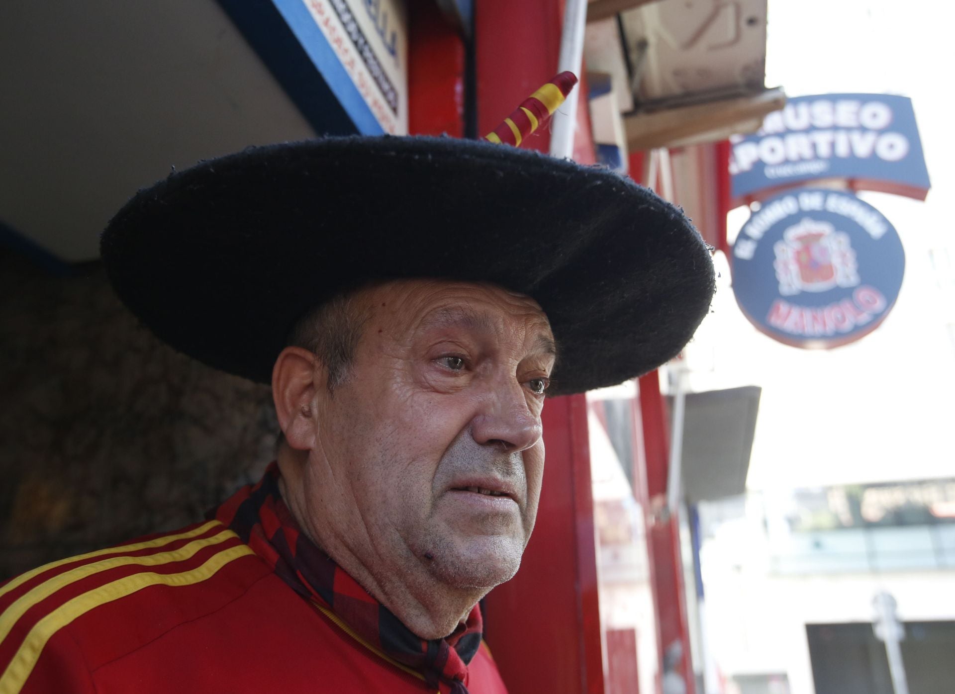 La pasión de Manolo el del Bombo, en imágenes