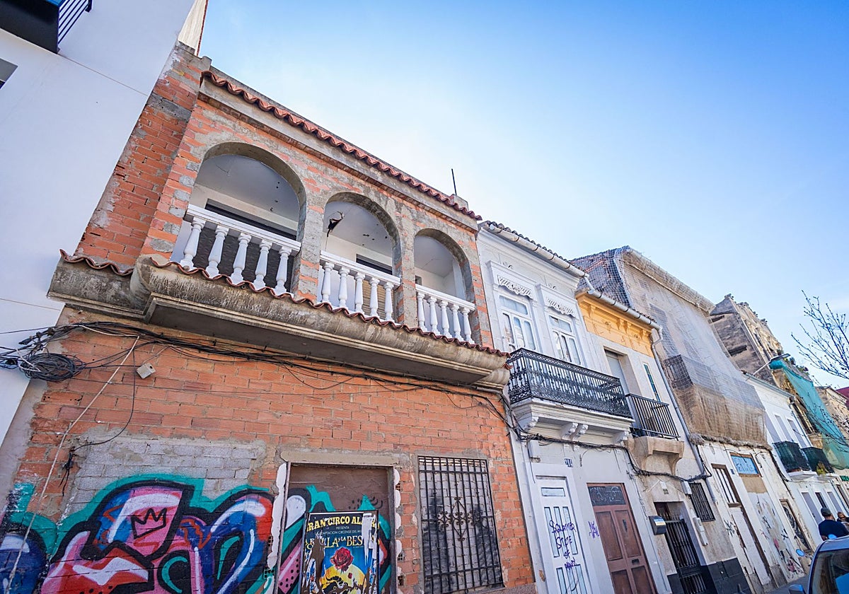 Casa del Cabanyal, que era una antigua parroquia, que ha alcanzado el mayor precio en la subasta. municipal.