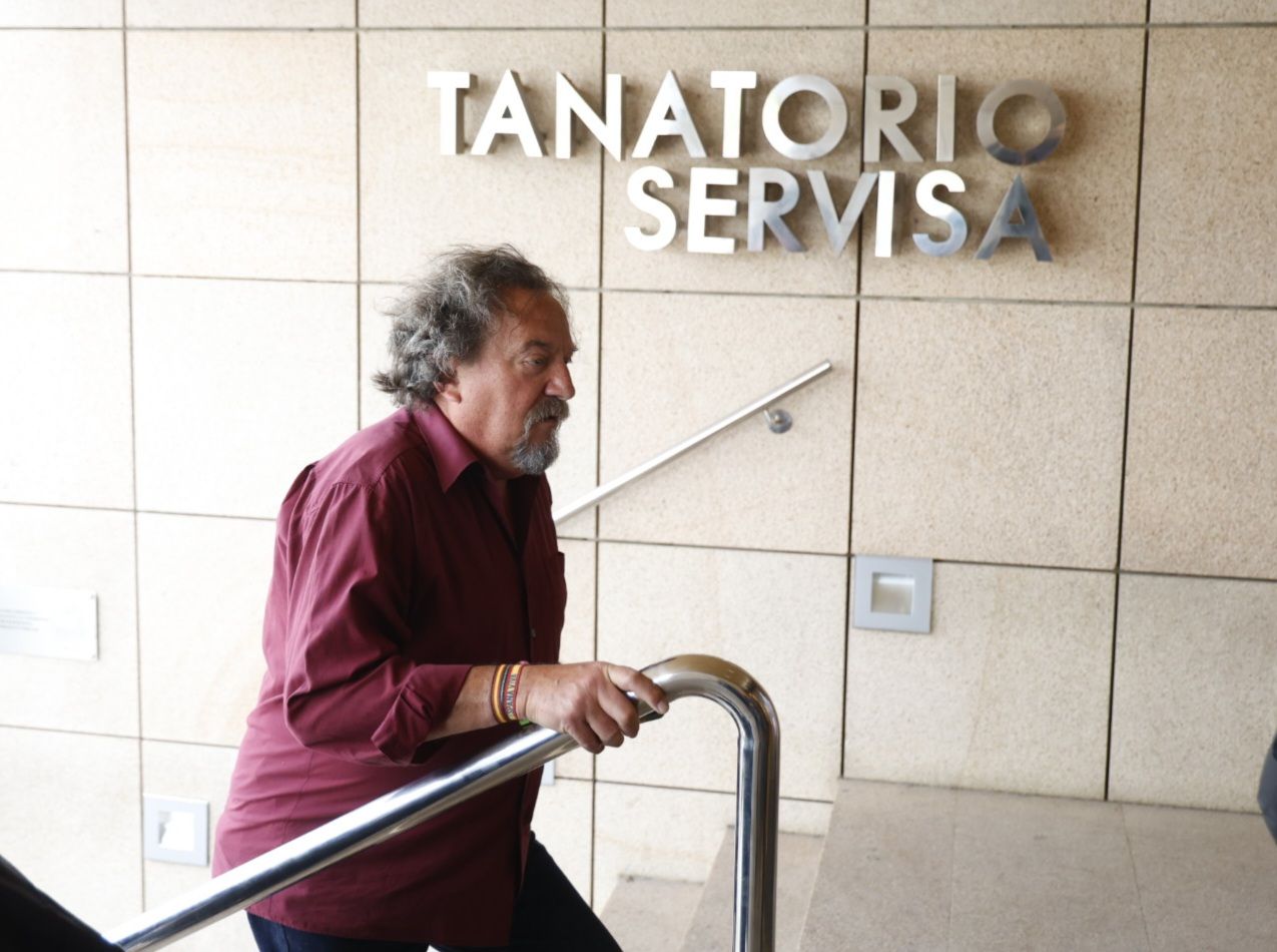 El último adiós a Manolo el del Bombo, en imágenes