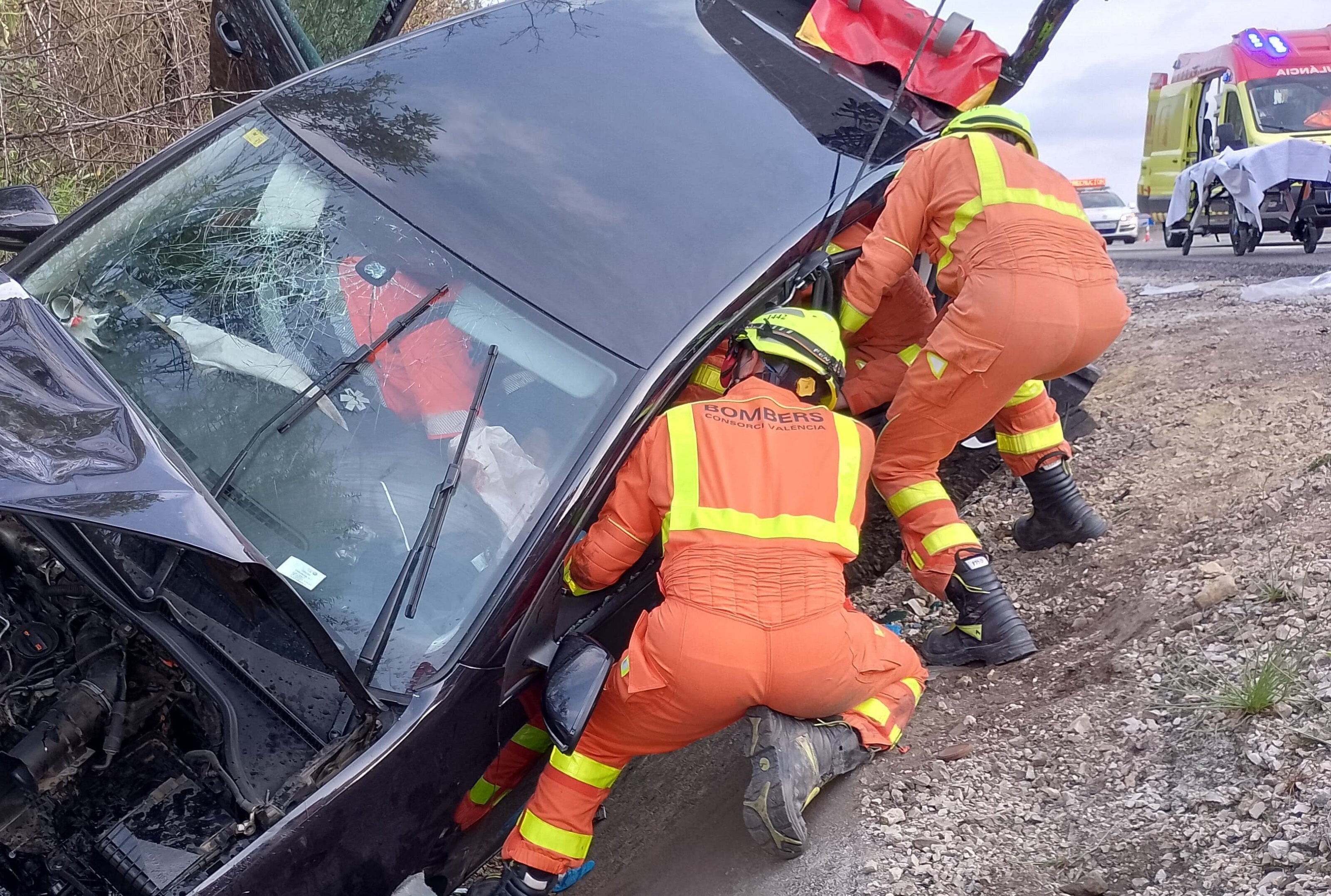 Dos heridos en un accidente de tráfico en Anna