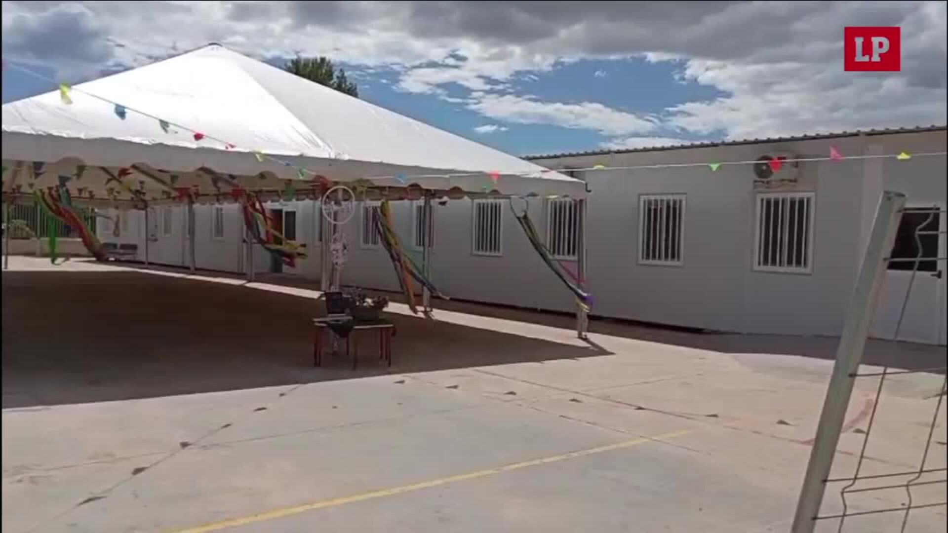 Ninguno de los barracones para los colegios más dañados por la dana están listos pese a las promesa del Consell