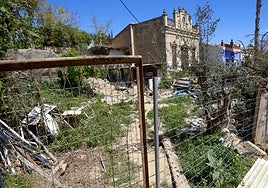 Daños de la dana aún no reparados en Paiporta.