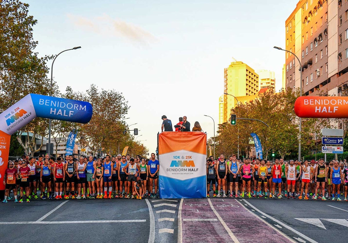 La benidorm half 2025 ya alcanza los 4. 000 inscritos a falta de más de seis meses para la prueba | las provincias