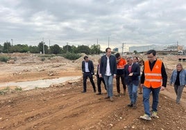 Visita a una de las obras en ejecución este jueves.