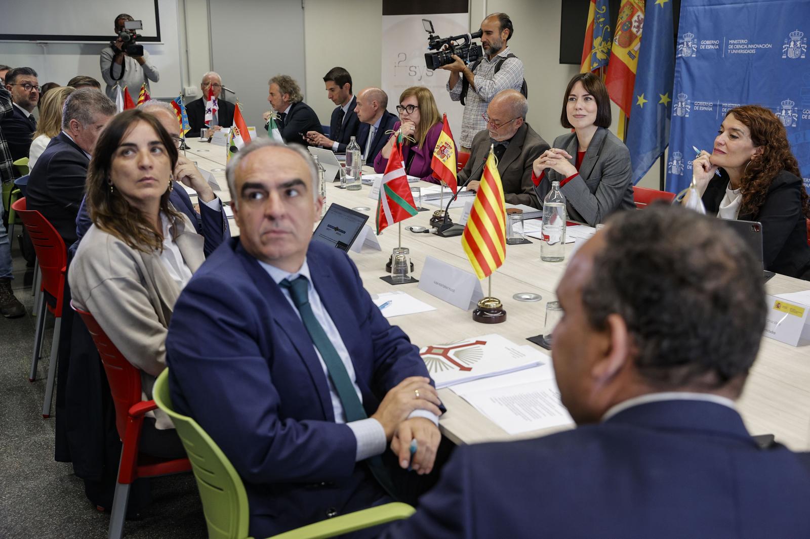 Morant: «El Gobierno quiere frenar la expansión de universidades de mala calidad, que son solo un negocio»