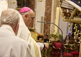 Monseñor Benavent en una ceremonia.