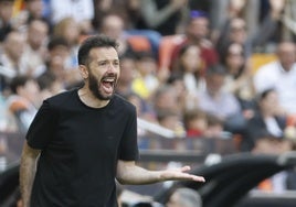 Carlos Corberán, durante el partido contra el Getafe.