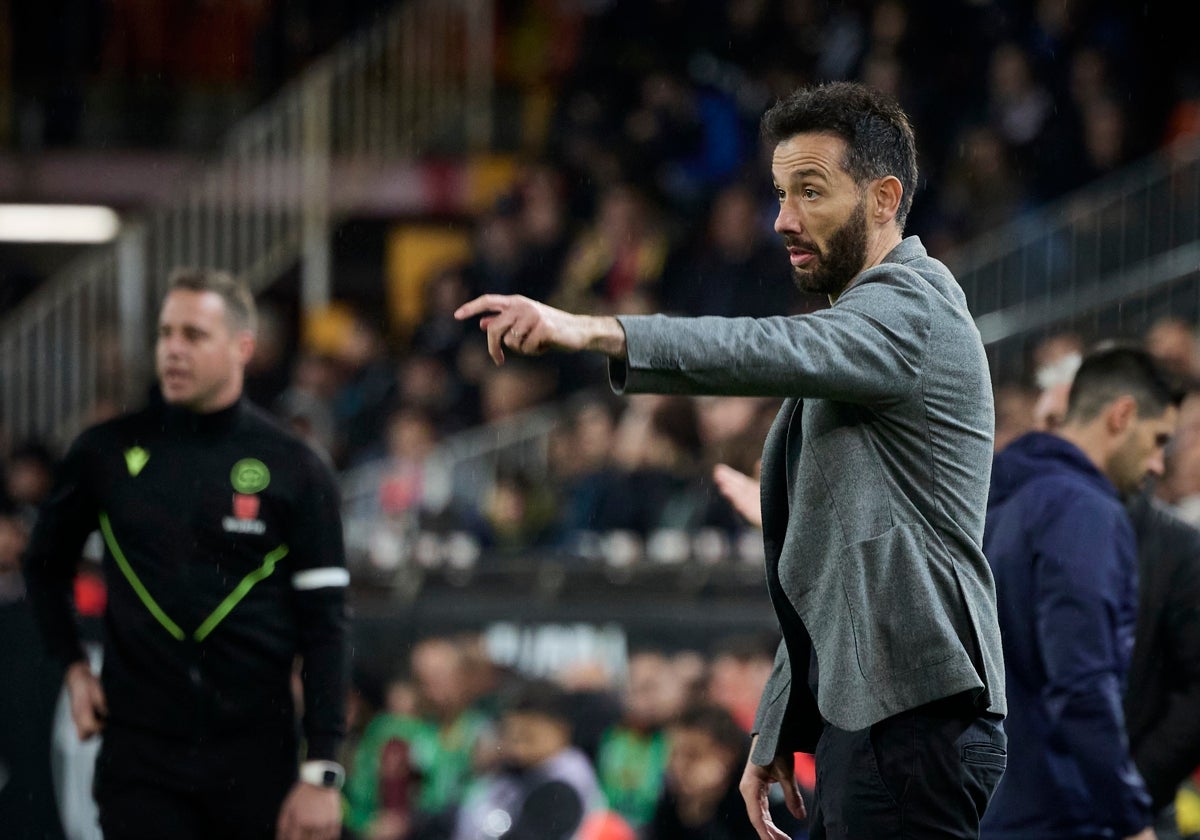 Corberán: «El Valencia siempre debe competir por algo, la relajación no es una opción»