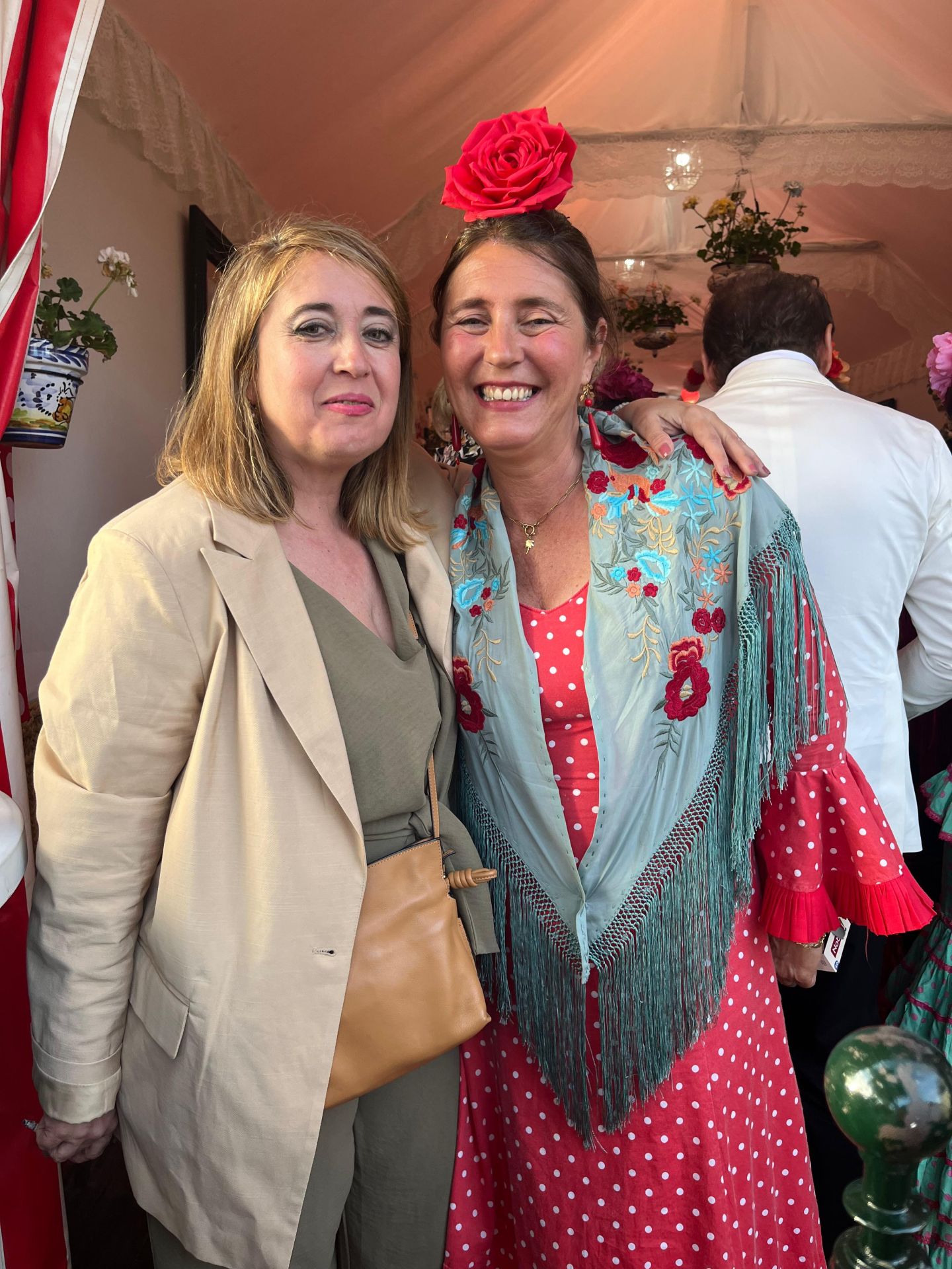 La cantaora Rocío y Marta Torrado.