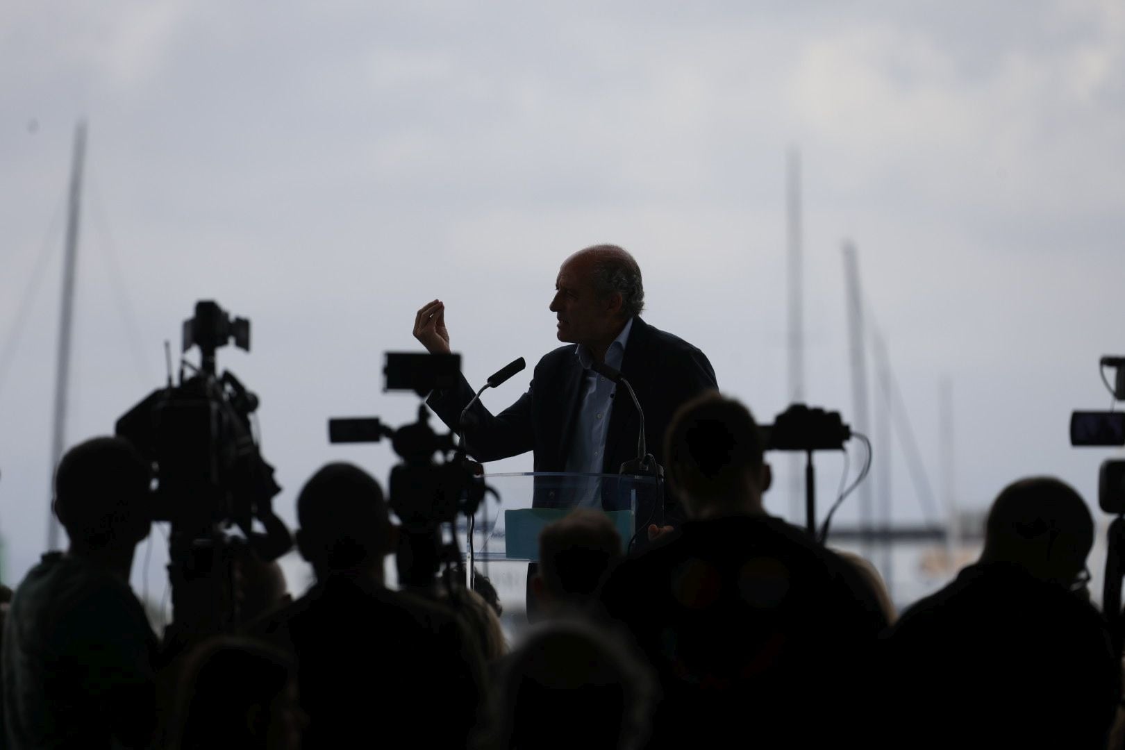 Fotos: los asistentes al mitin de Camps en Valencia