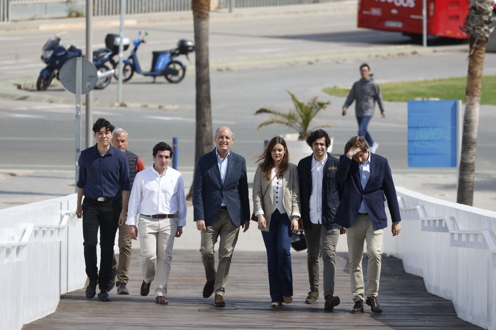 Fotos: los asistentes al mitin de Camps en Valencia