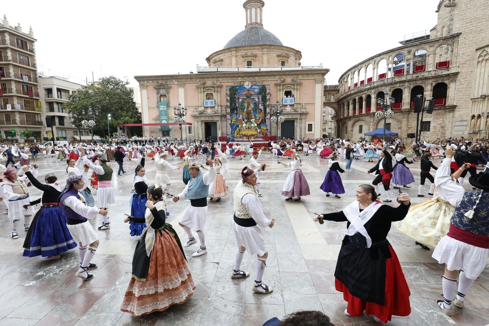 El pueblo valenciano se prepara para vivir una fiesta de la Virgen marcada por la dana