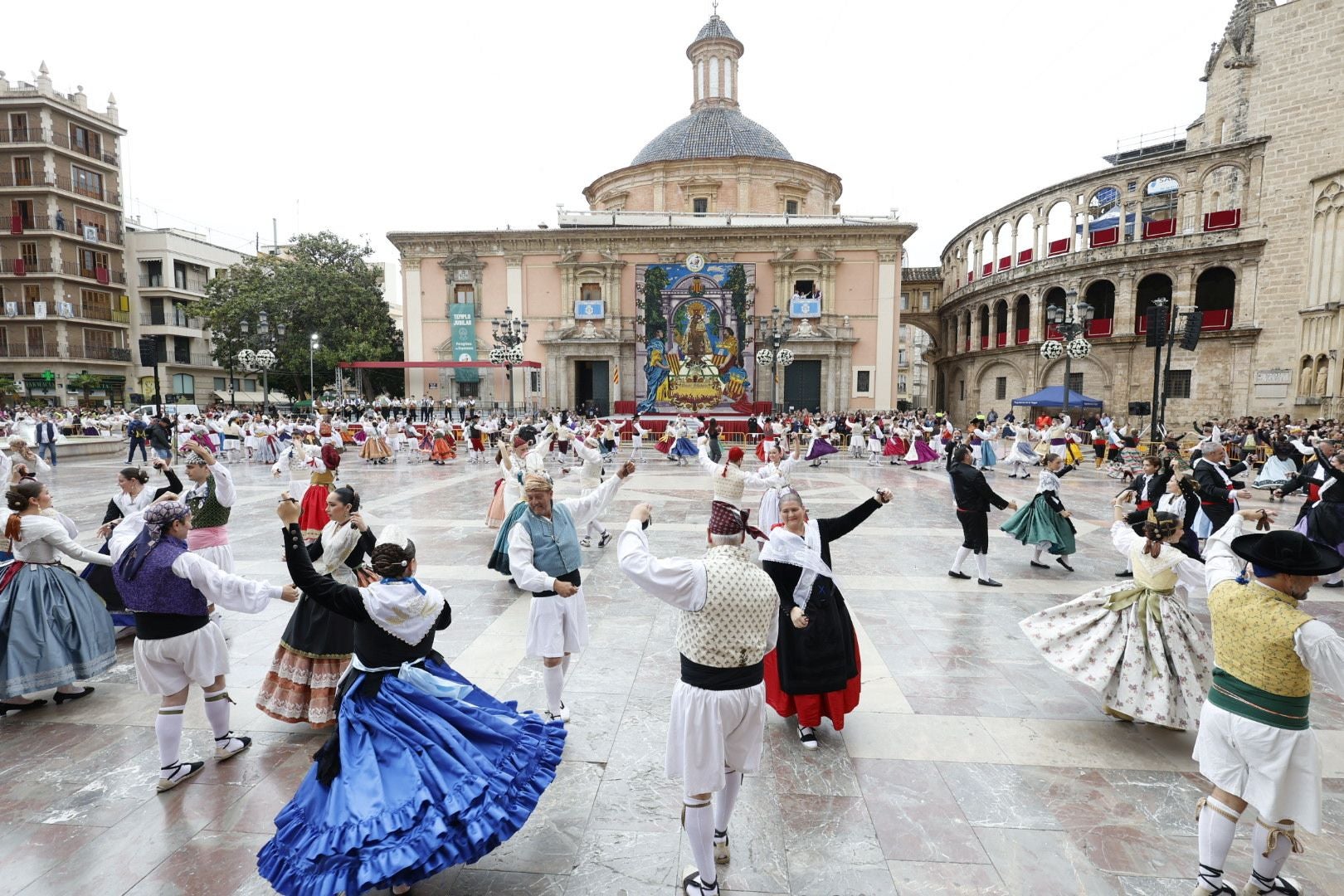 El pueblo valenciano se prepara para vivir una fiesta de la Virgen marcada por la dana